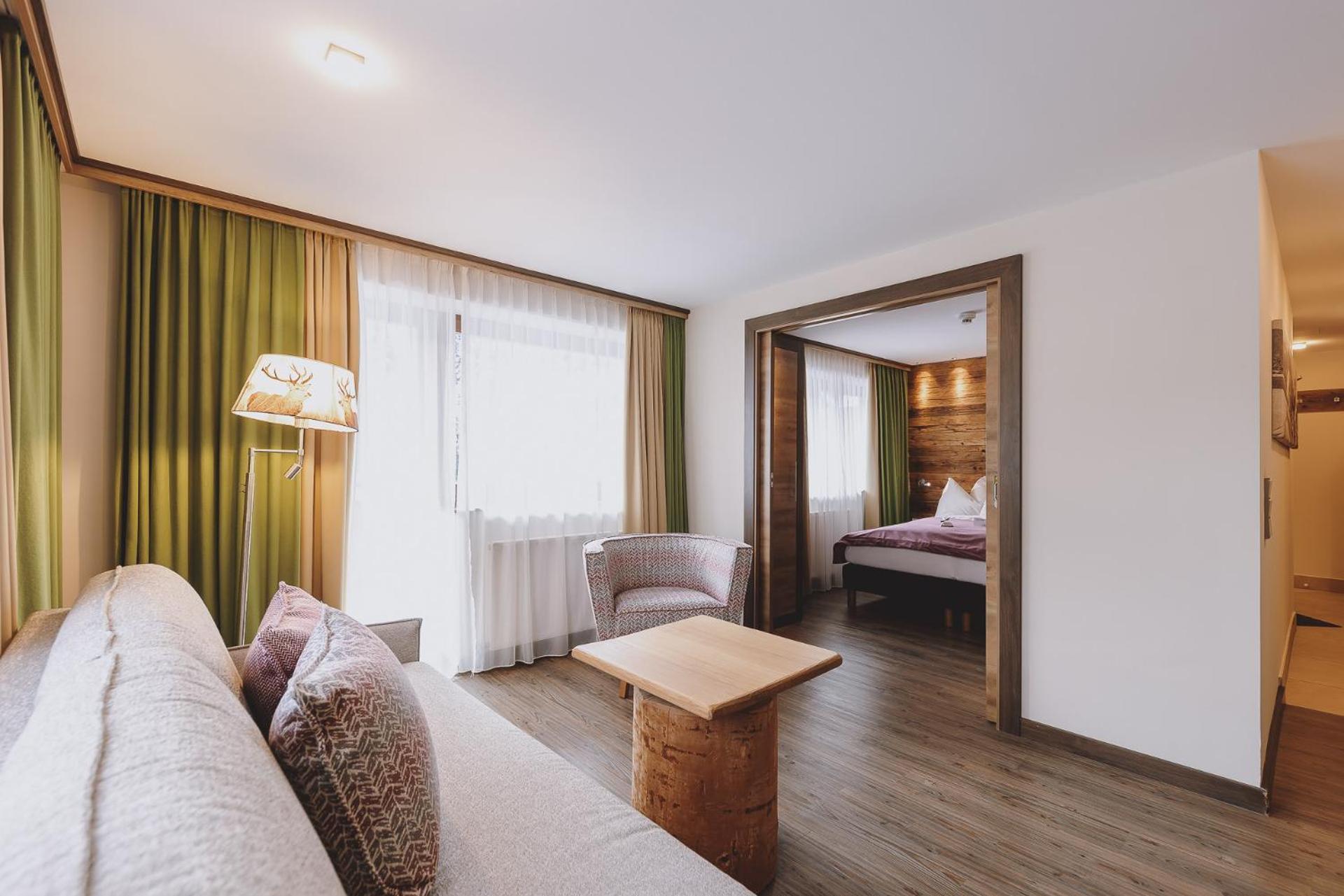 Hotel Die Sonne Saalbach-Hinterglemm Bagian luar foto